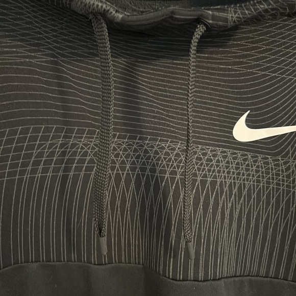 Nike Dri-Fit black hoodie size XL. Fleece like polyester - Picture 4 of 13
